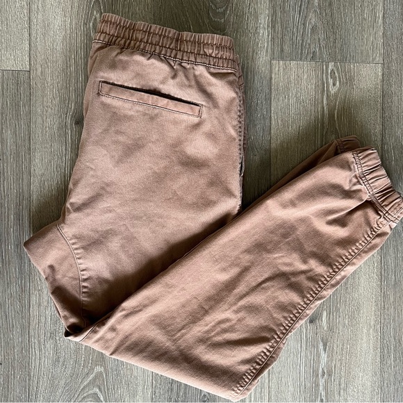 Retrofit Men’s Cargo Joggers - Picture 8 of 8